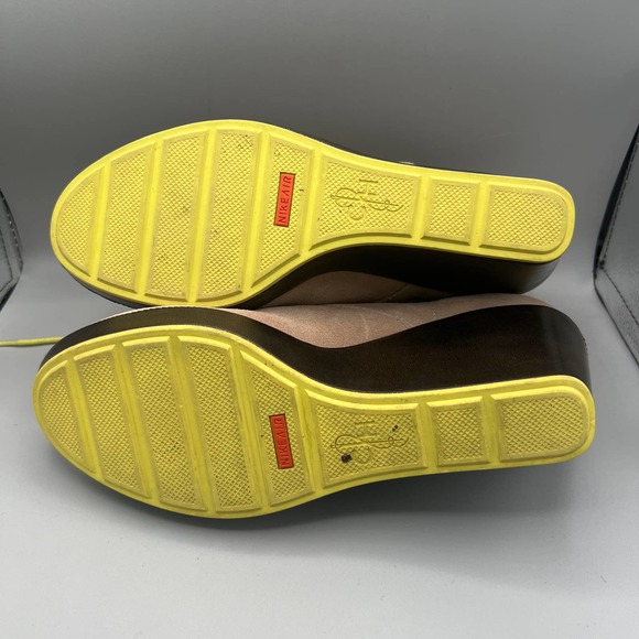 Cole Haan "BRITT" Beige Suede Ankle Wedge booties  sz 9.5B - Picture 5 of 8